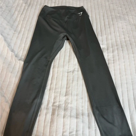 Gymshark Charcoal Leggings size M - Picture 2 of 6